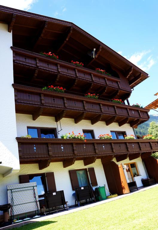 Roasnerhof Apartman Finkenberg Szoba fotó